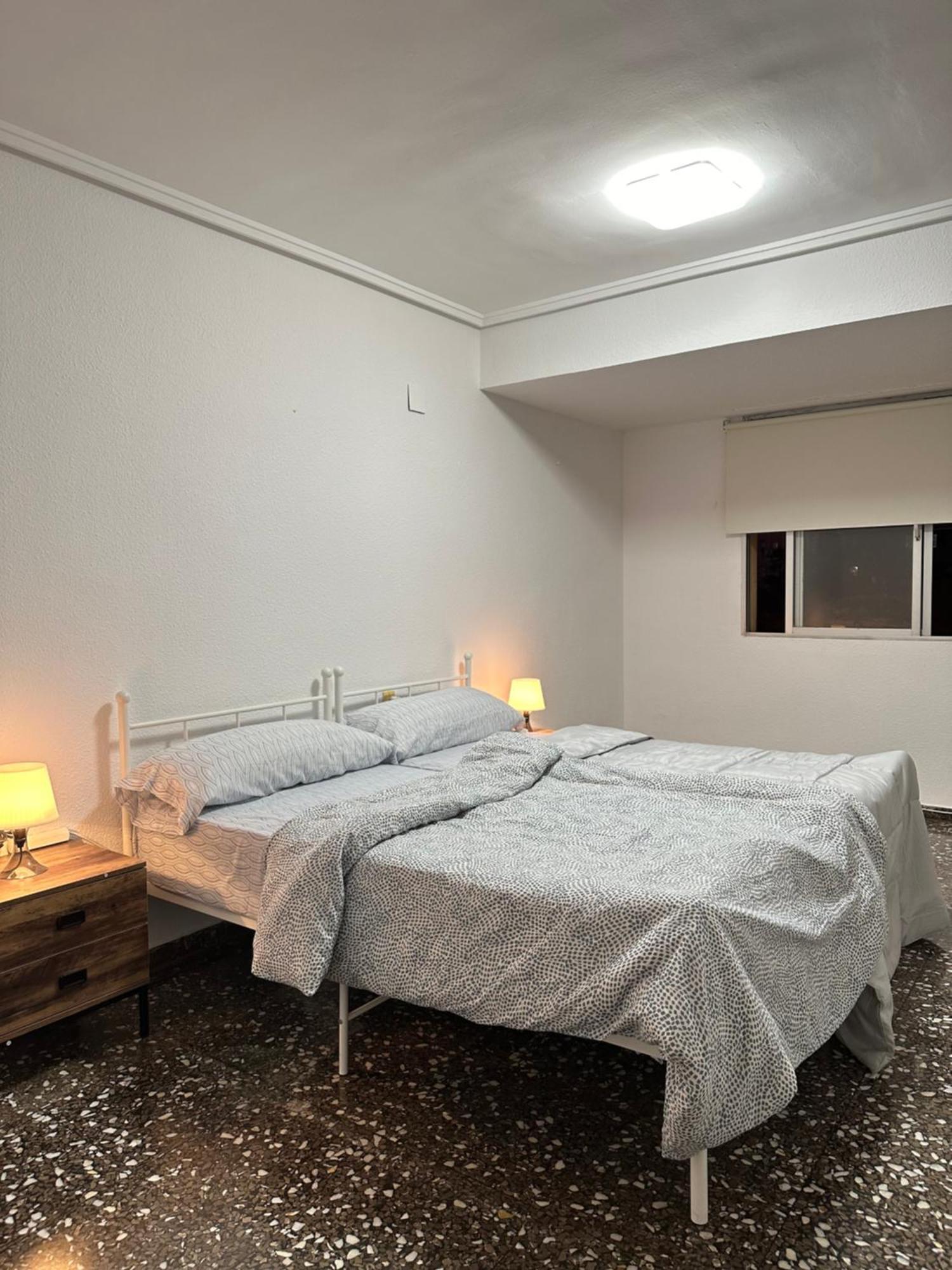 Jerry'S Home Valencia Bagian luar foto